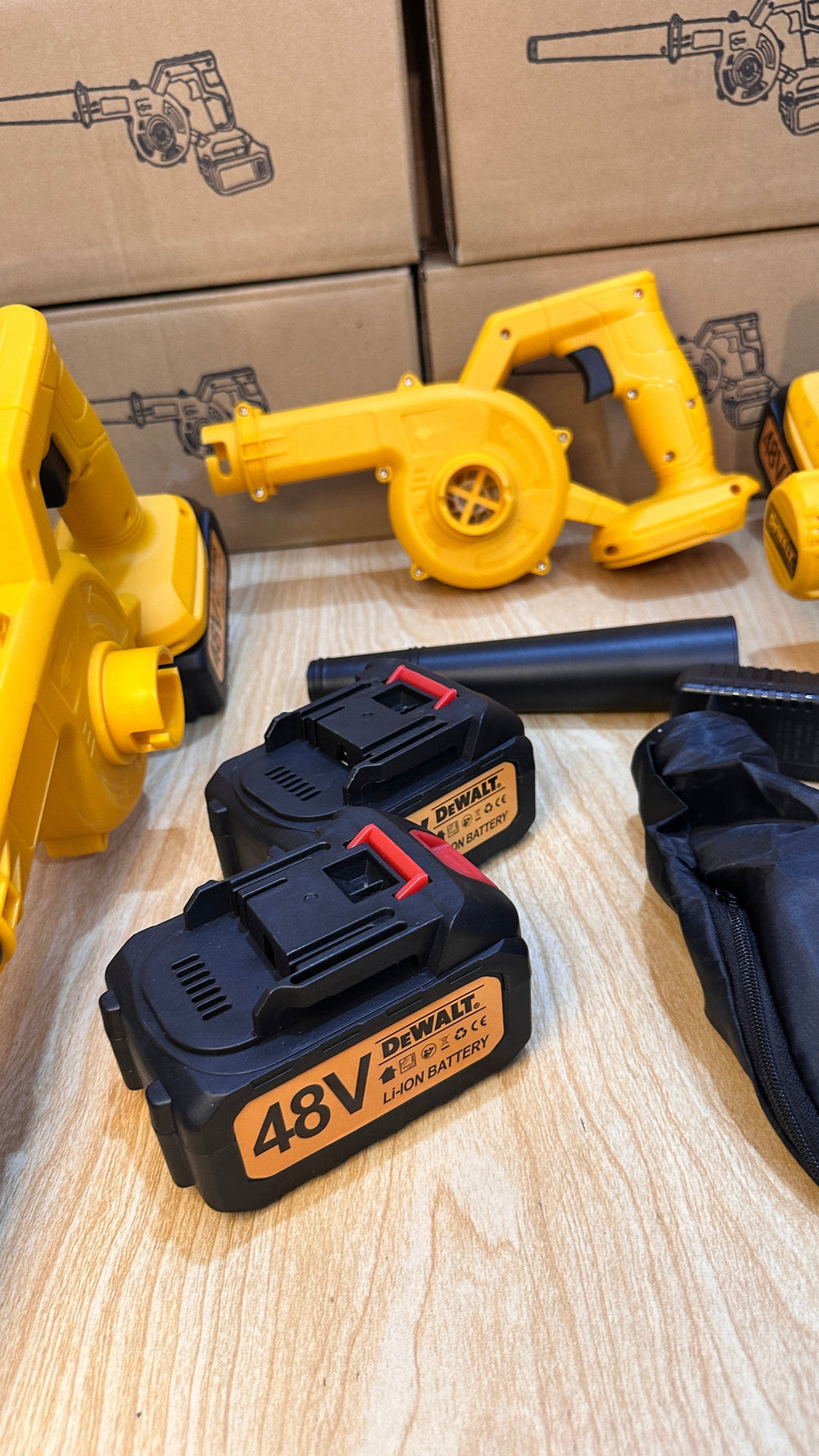 Rechargeable Blower and Vacuum